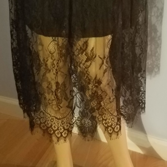 Black floral lace mini midi skirt - Picture 4 of 5